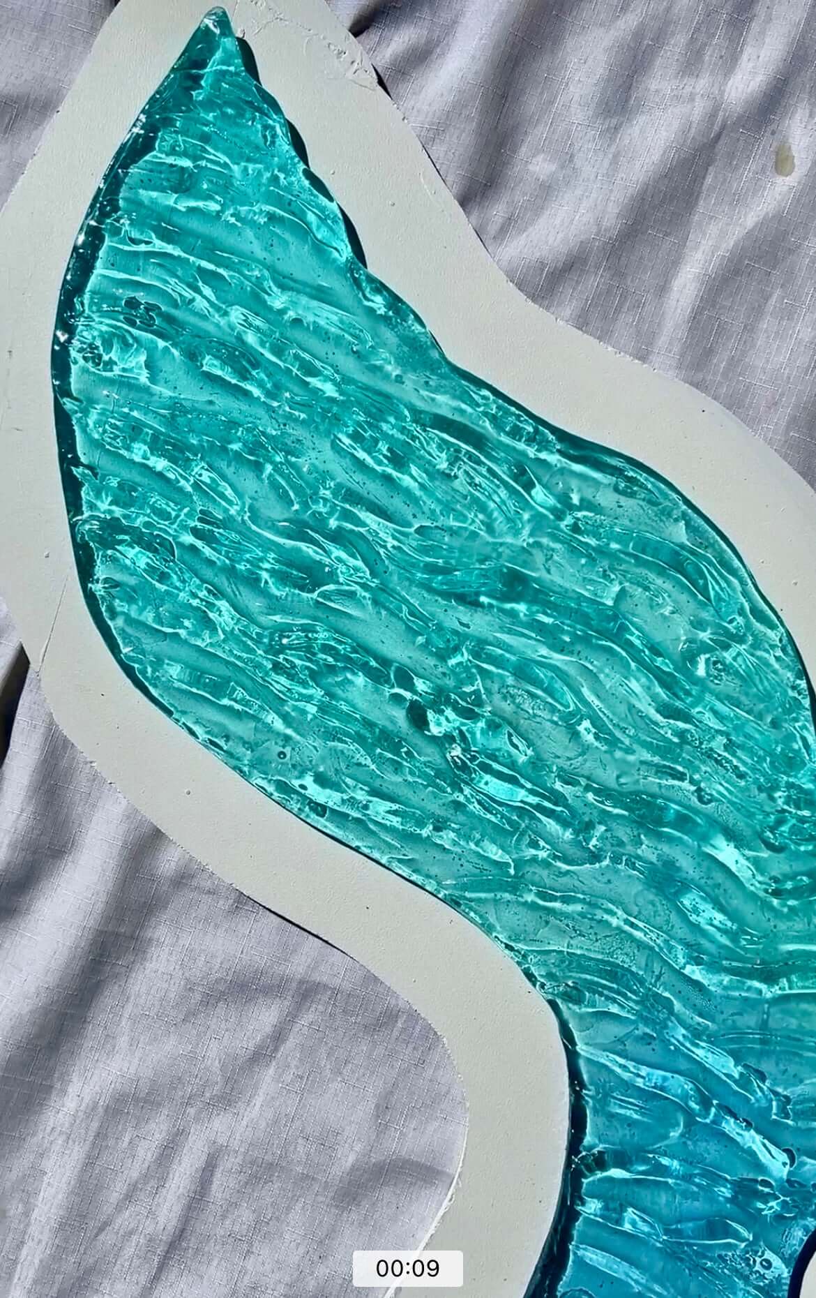 Charcuterie, Cheeseboard, Cheese, Platter, Gifting, Engraving, Personalised, Gift, Handmade, Resin, Ocean-Art, Resin-Waves, resin-art, resin-sculpture, resin-ocean, water, water-art, moving-water-art, sculpture, clear-resin-water, resin-water, resin-artis