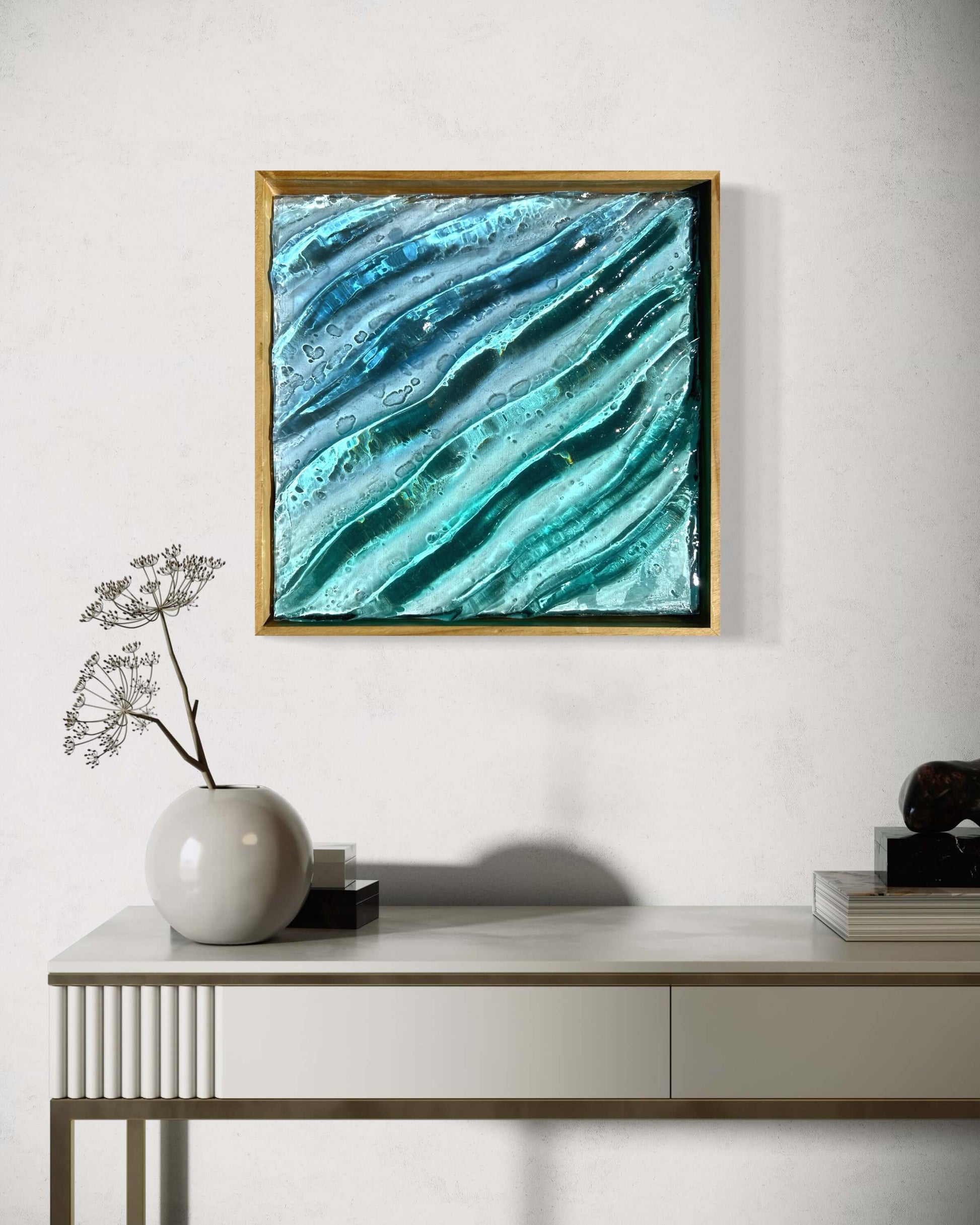 Charcuterie, Cheeseboard, Cheese, Platter, Gifting, Engraving, Personalised, Gift, Handmade, Resin, Ocean-Art, Resin-Waves, resin-art, resin-sculpture, resin-ocean, water, water-art, moving-water-art, sculpture, clear-resin-water, resin-water, resin-artis