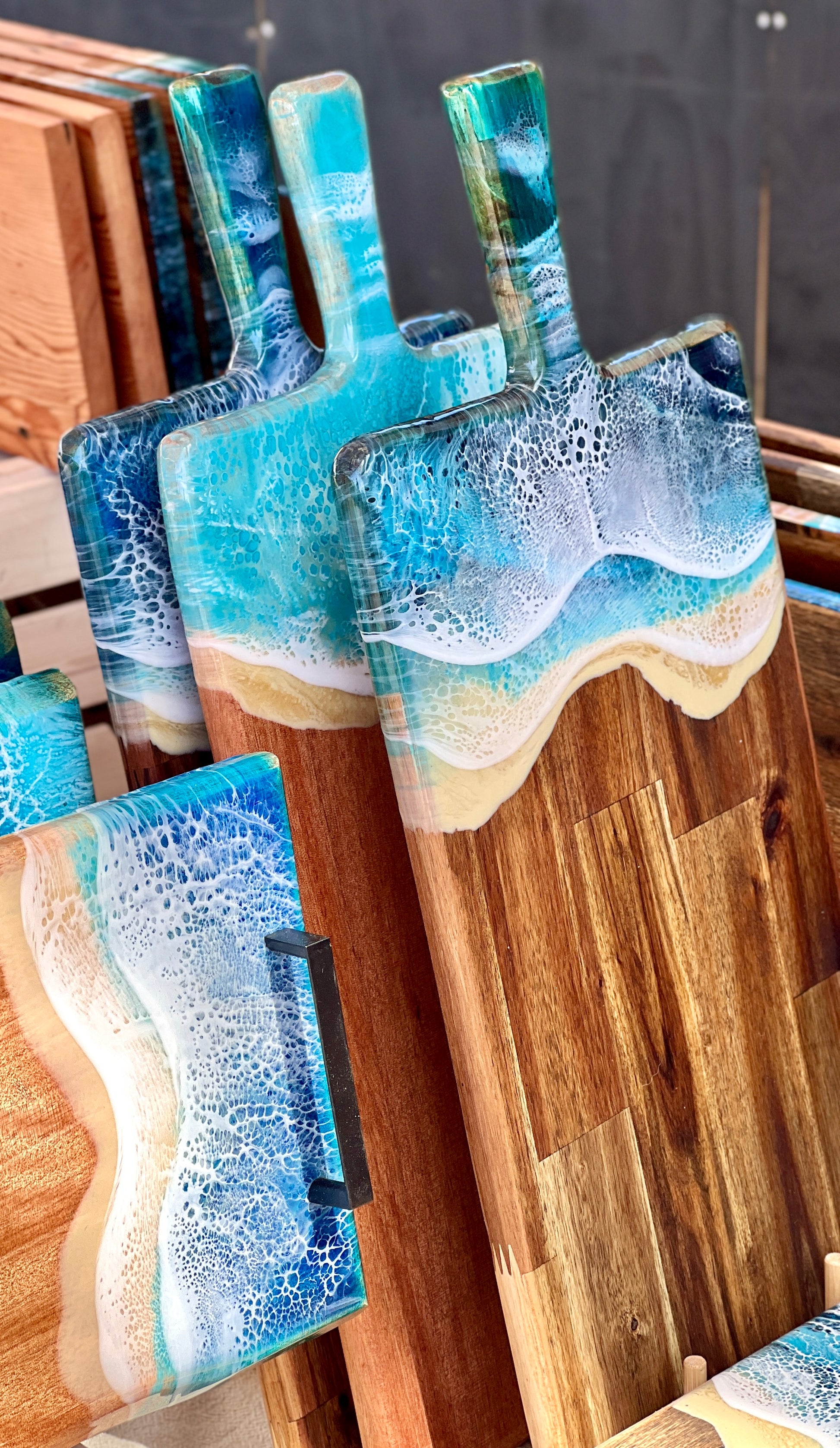 Charcuterie, Cheeseboard, Cheese, Platter, Gifting, Engraving, Personalised, Gift, Handmade, Resin, Ocean-Art, Resin-Waves, the-fifth-design, made-to-order - resin-cheeseboard, resin-gift, resin-art, resin-platter, resin-charcuterie, resin-serving-platter