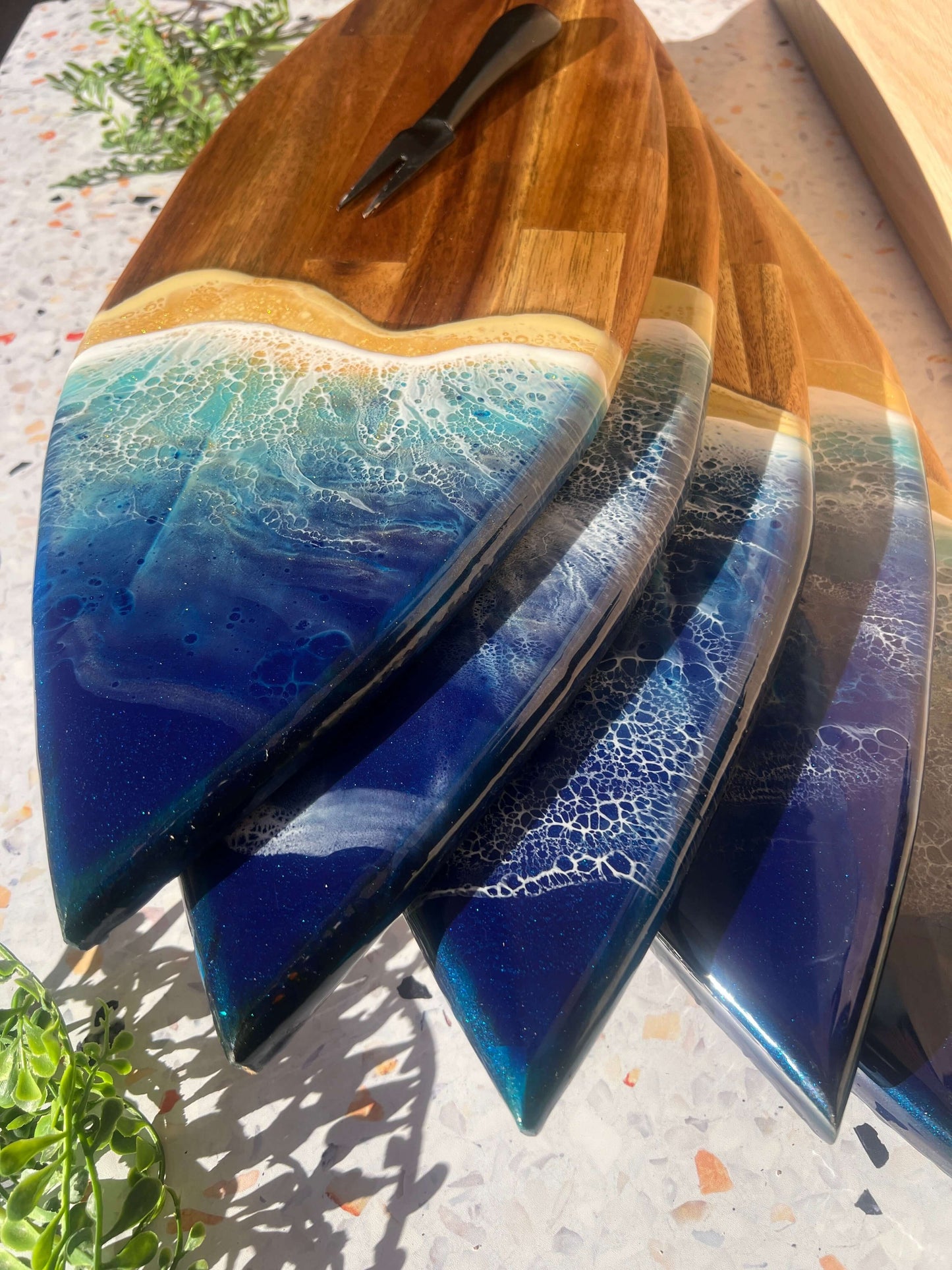 Charcuterie, Cheeseboard, Cheese, Platter, Gifting, Engraving, Personalised, Gift, Handmade, Resin, Ocean-Art, Resin-Waves, the-fifth-design, made-to-order - resin-cheeseboard, resin-gift, resin-art, resin-platter, resin-charcuterie, resin-serving-platter