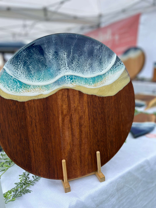 Charcuterie, Cheeseboard, Cheese, Platter, Gifting, Engraving, Personalised, Gift, Handmade, Resin, Ocean-Art, Resin-Waves, the-fifth-design, made-to-order - resin-cheeseboard, resin-gift, resin-art, resin-platter, resin-charcuterie, resin-serving-platter