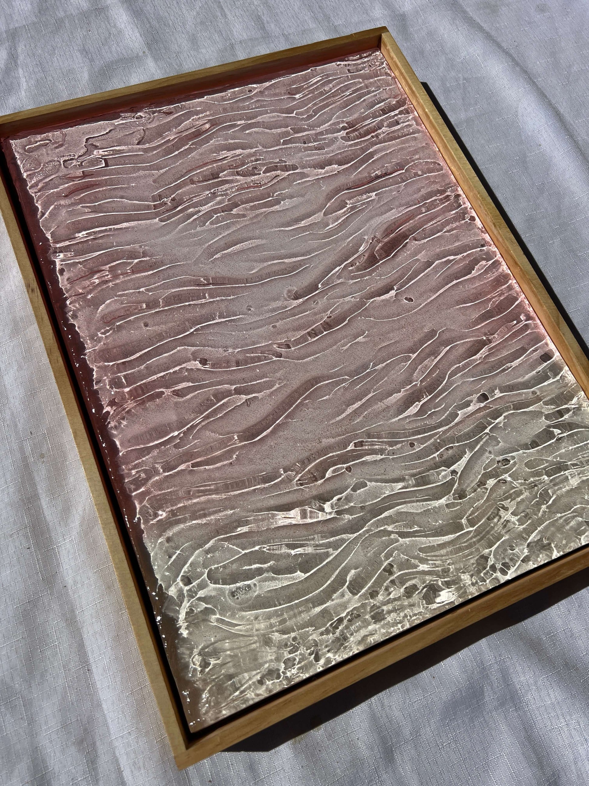 Charcuterie, Cheeseboard, Cheese, Platter, Gifting, Engraving, Personalised, Gift, Handmade, Resin, Ocean-Art, Resin-Waves, resin-art, resin-sculpture, resin-ocean, water, water-art, moving-water-art, sculpture, clear-resin-water, resin-water, resin-artis