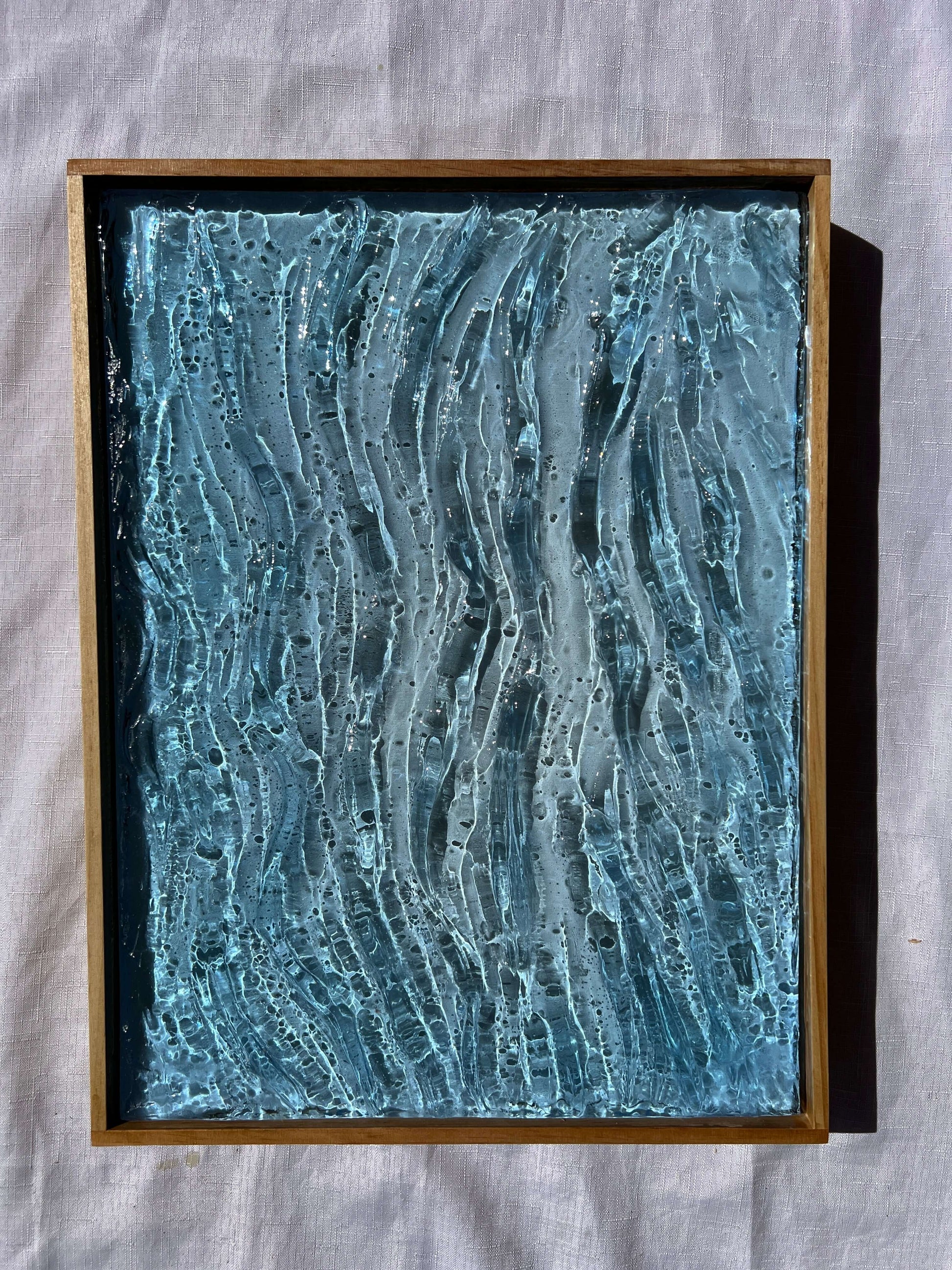 Charcuterie, Cheeseboard, Cheese, Platter, Gifting, Engraving, Personalised, Gift, Handmade, Resin, Ocean-Art, Resin-Waves, resin-art, resin-sculpture, resin-ocean, water, water-art, moving-water-art, sculpture, clear-resin-water, resin-water, resin-artis