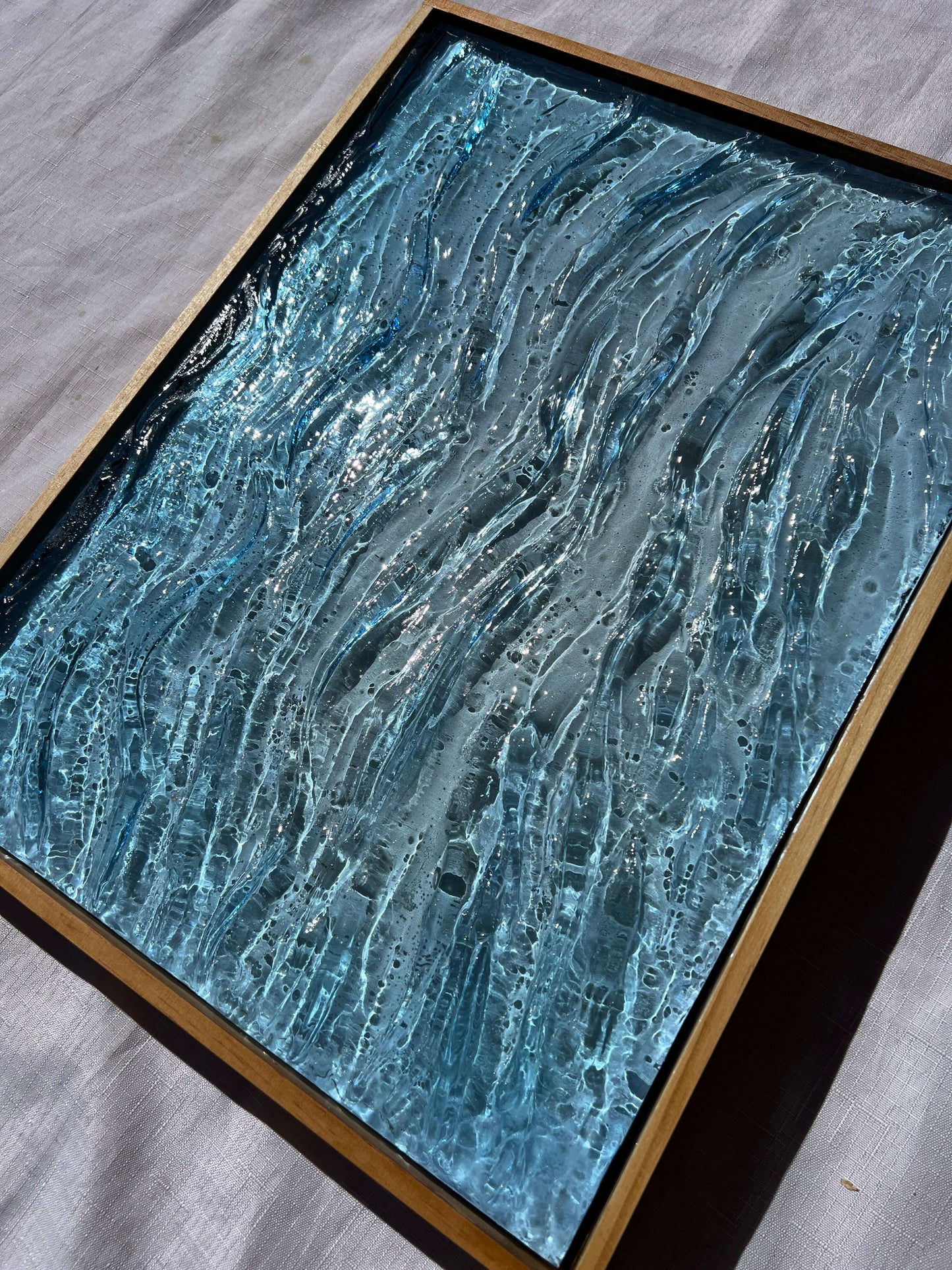Charcuterie, Cheeseboard, Cheese, Platter, Gifting, Engraving, Personalised, Gift, Handmade, Resin, Ocean-Art, Resin-Waves, resin-art, resin-sculpture, resin-ocean, water, water-art, moving-water-art, sculpture, clear-resin-water, resin-water, resin-artis