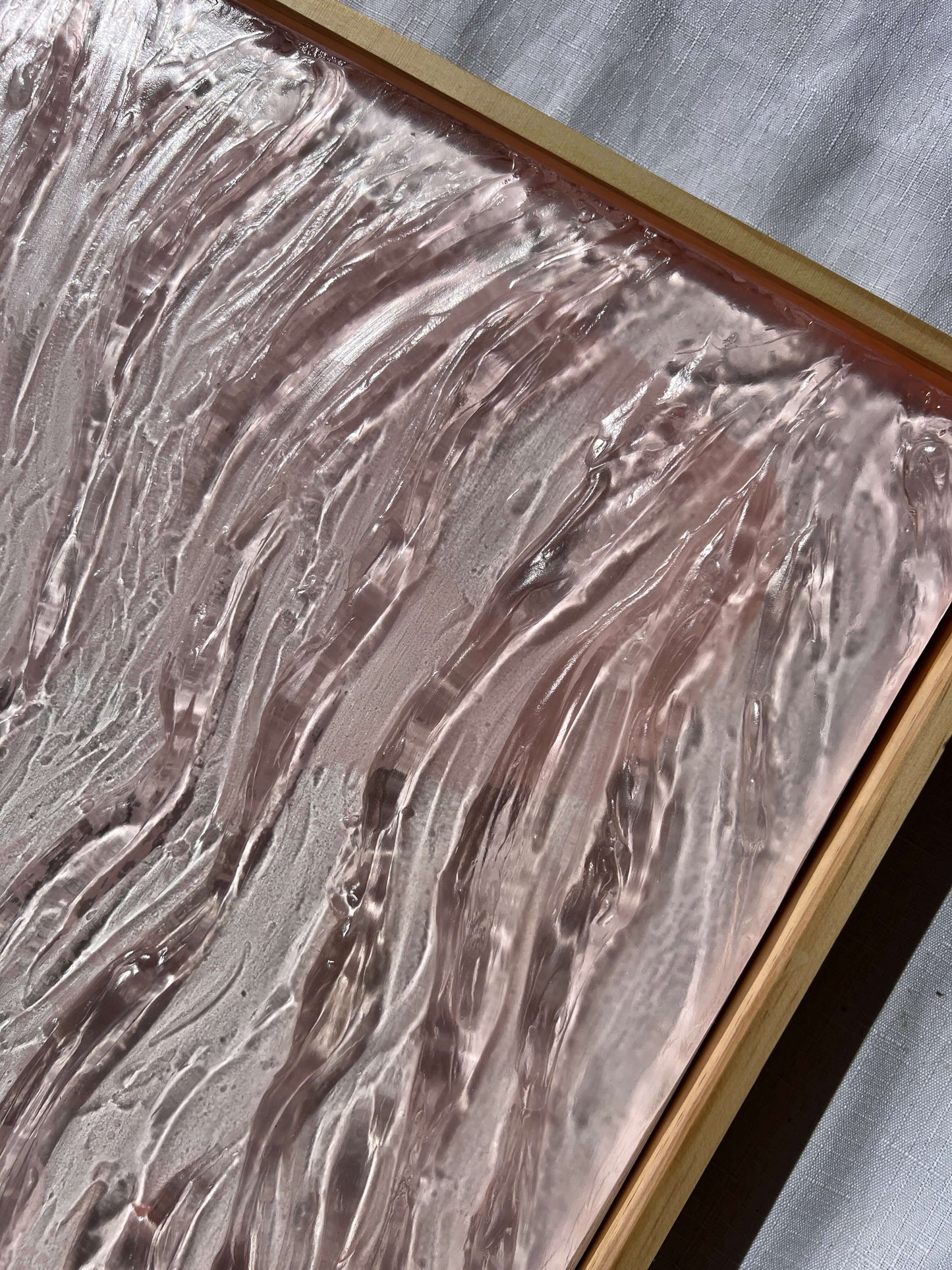 Charcuterie, Cheeseboard, Cheese, Platter, Gifting, Engraving, Personalised, Gift, Handmade, Resin, Ocean-Art, Resin-Waves, resin-art, resin-sculpture, resin-ocean, water, water-art, moving-water-art, sculpture, clear-resin-water, resin-water, resin-artis