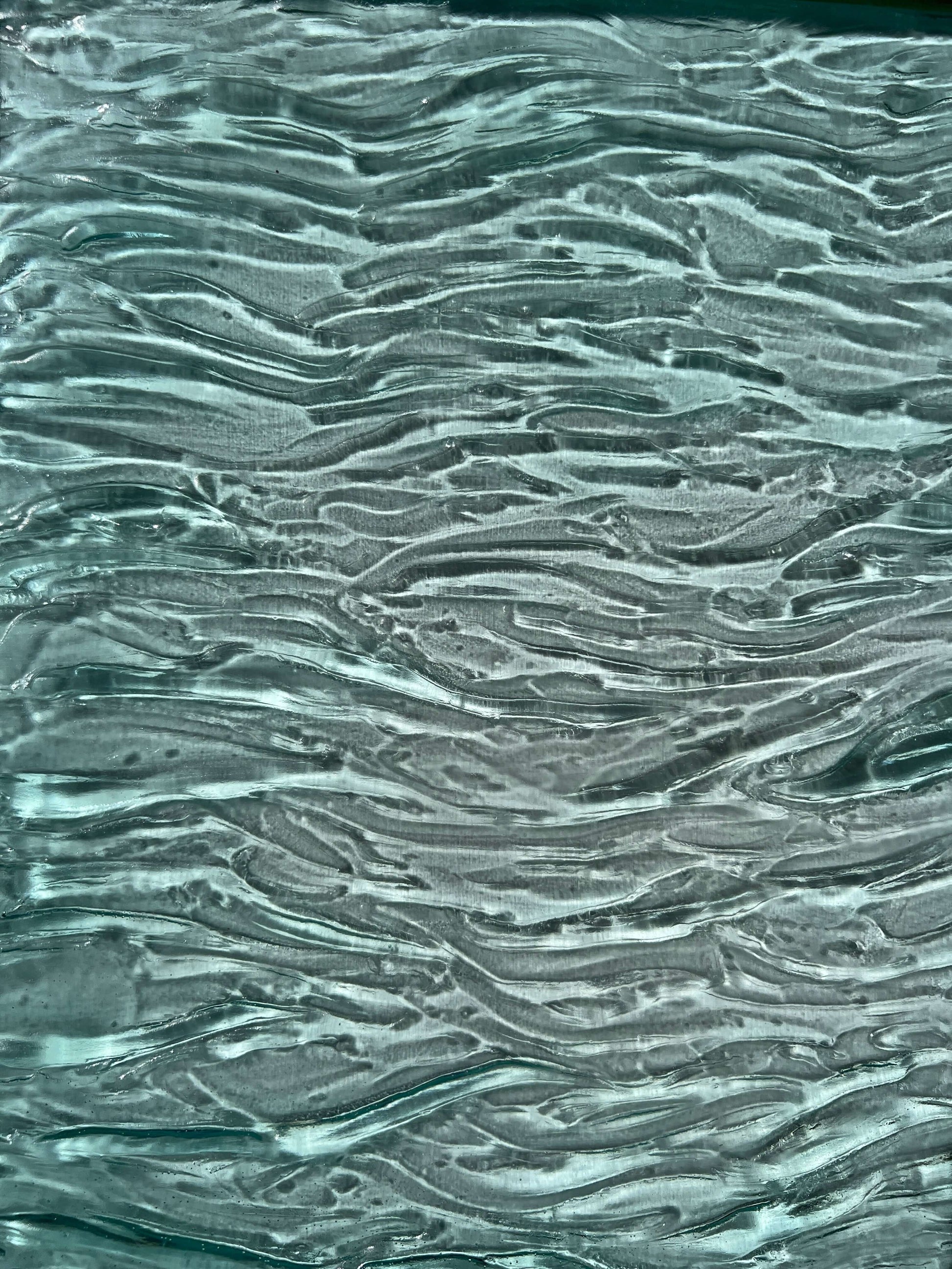 Charcuterie, Cheeseboard, Cheese, Platter, Gifting, Engraving, Personalised, Gift, Handmade, Resin, Ocean-Art, Resin-Waves, resin-art, resin-sculpture, resin-ocean, water, water-art, moving-water-art, sculpture, clear-resin-water, resin-water, resin-artis