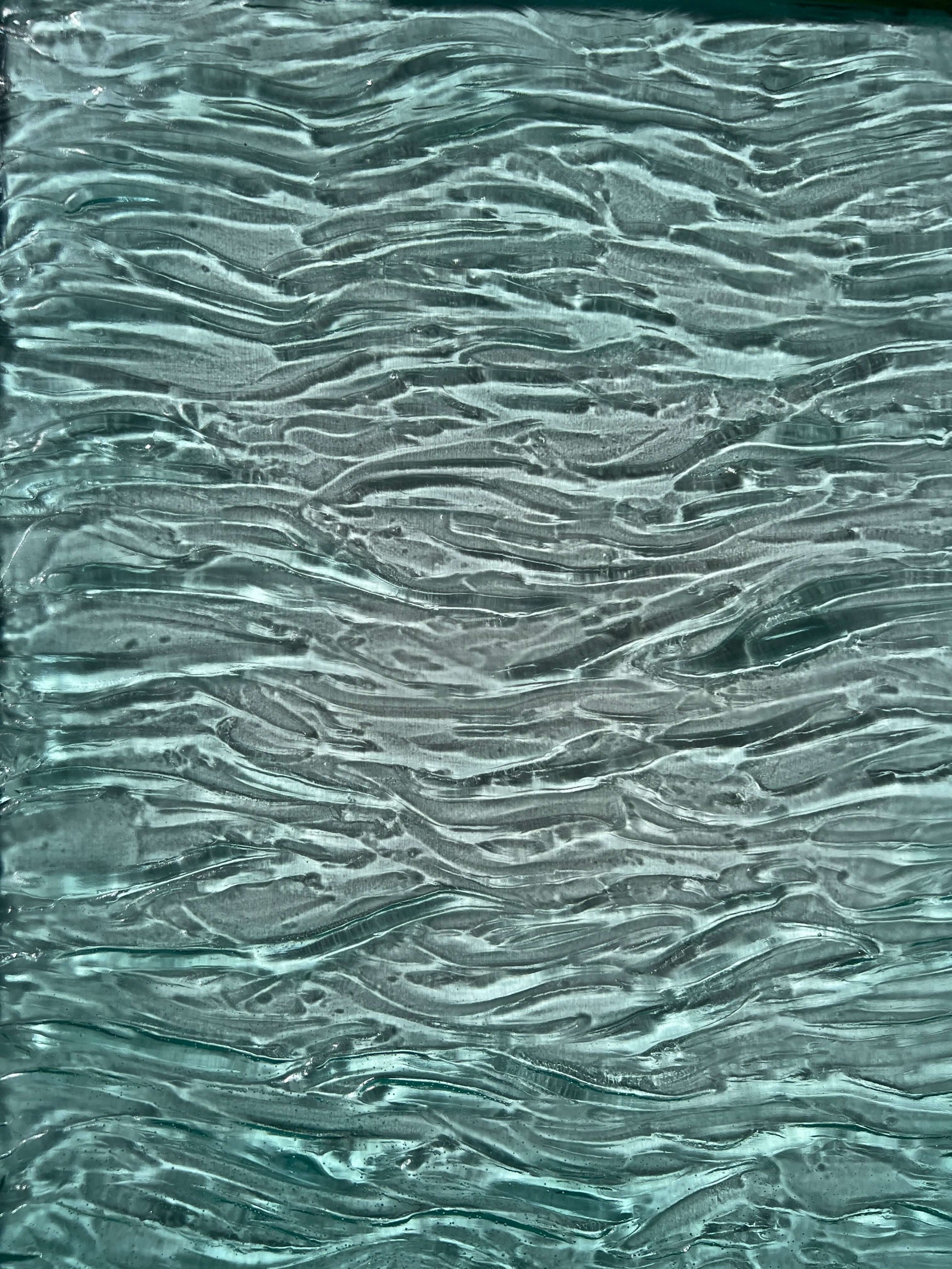 Charcuterie, Cheeseboard, Cheese, Platter, Gifting, Engraving, Personalised, Gift, Handmade, Resin, Ocean-Art, Resin-Waves, resin-art, resin-sculpture, resin-ocean, water, water-art, moving-water-art, sculpture, clear-resin-water, resin-water, resin-artis