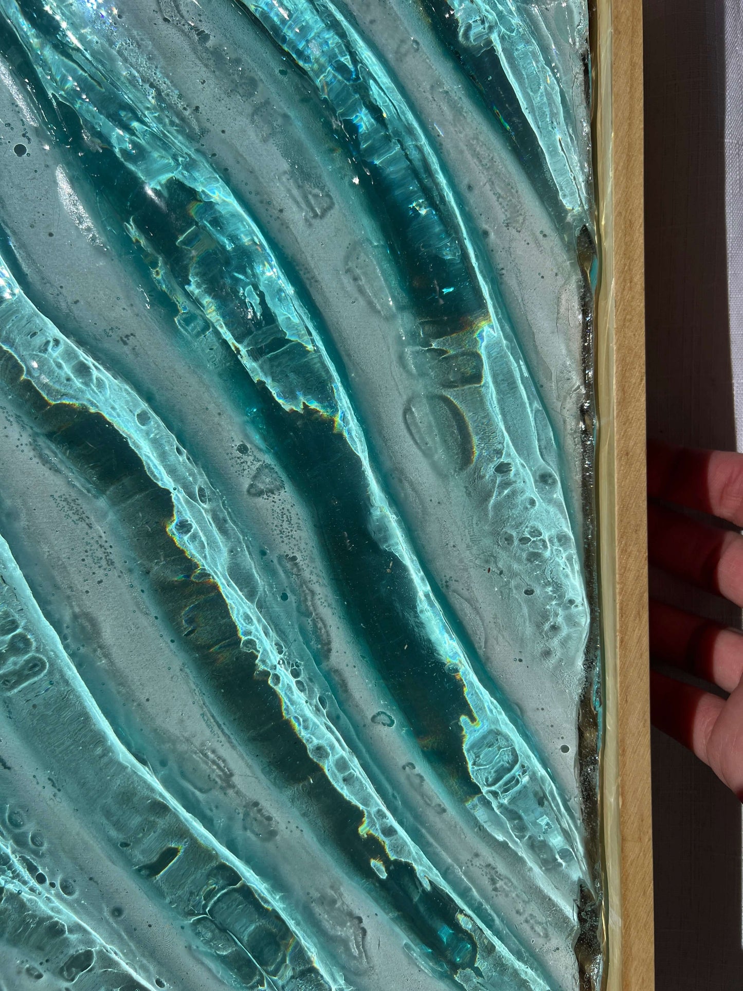 Charcuterie, Cheeseboard, Cheese, Platter, Gifting, Engraving, Personalised, Gift, Handmade, Resin, Ocean-Art, Resin-Waves, resin-art, resin-sculpture, resin-ocean, water, water-art, moving-water-art, sculpture, clear-resin-water, resin-water, resin-artis