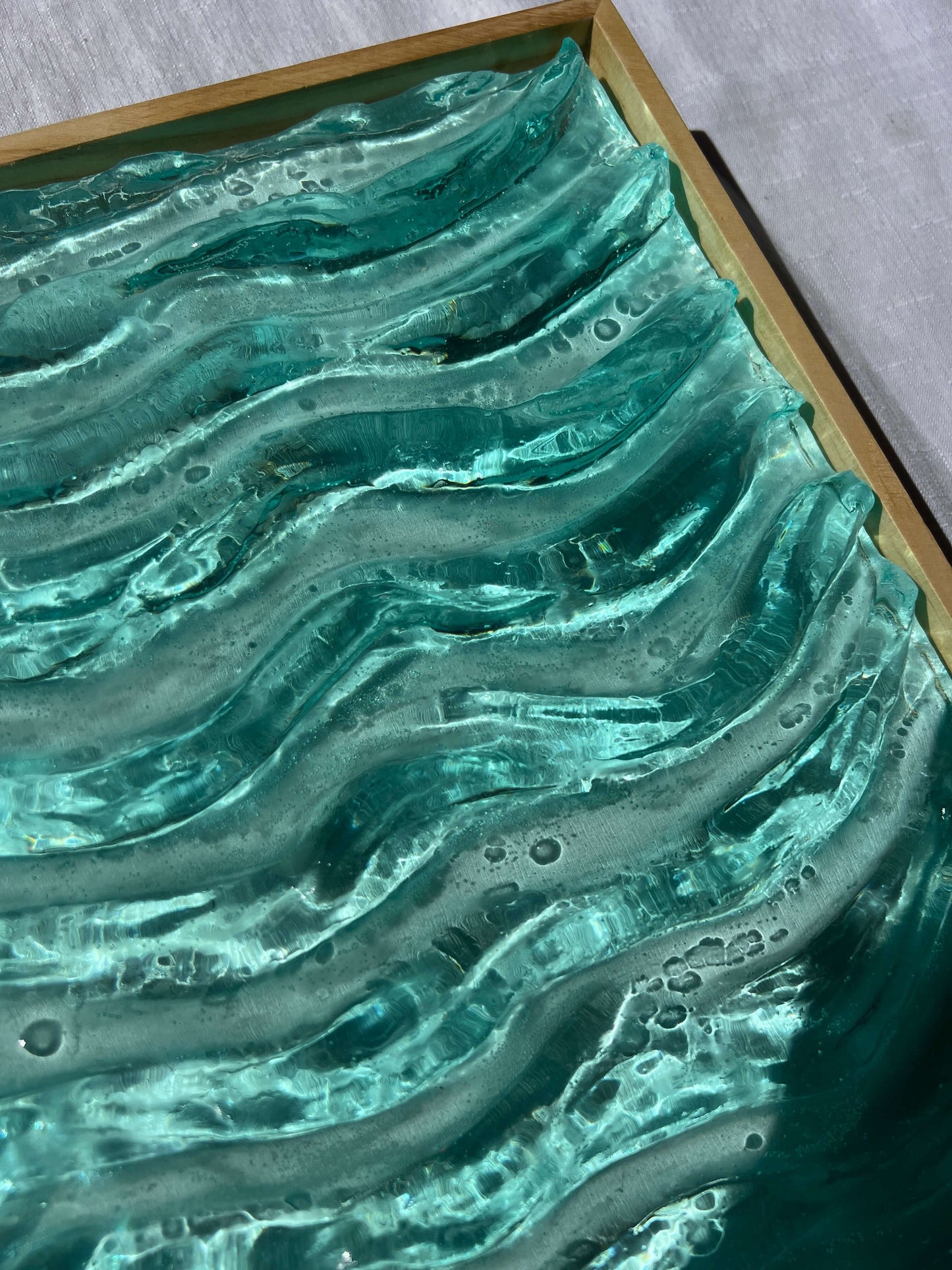 Charcuterie, Cheeseboard, Cheese, Platter, Gifting, Engraving, Personalised, Gift, Handmade, Resin, Ocean-Art, Resin-Waves, resin-art, resin-sculpture, resin-ocean, water, water-art, moving-water-art, sculpture, clear-resin-water, resin-water, resin-artis