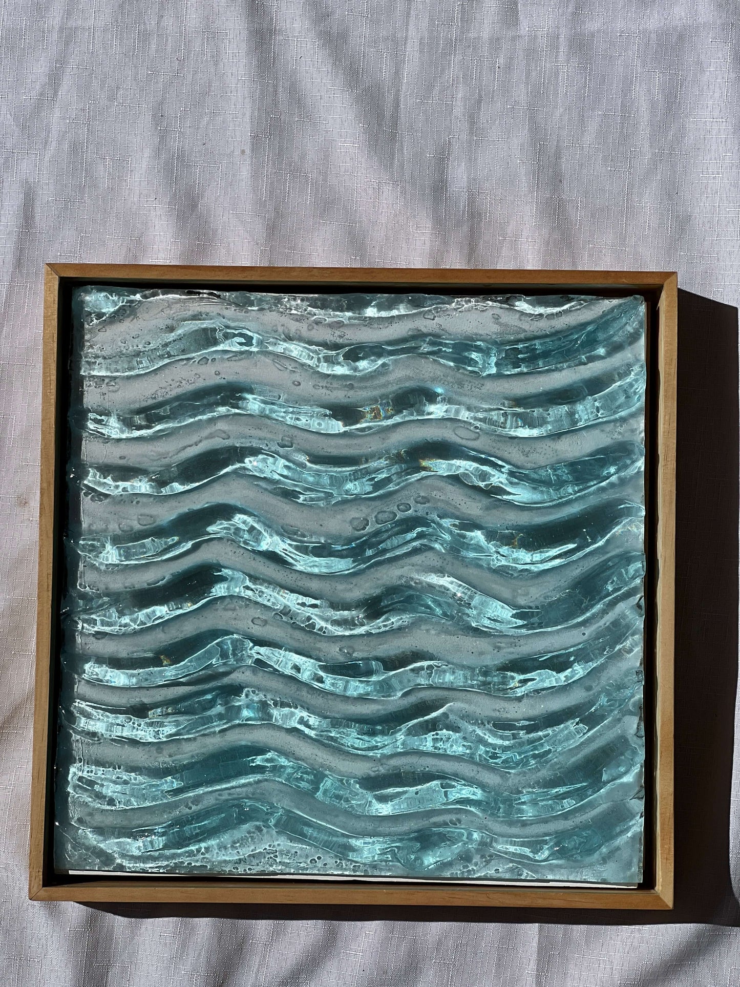 Charcuterie, Cheeseboard, Cheese, Platter, Gifting, Engraving, Personalised, Gift, Handmade, Resin, Ocean-Art, Resin-Waves, resin-art, resin-sculpture, resin-ocean, water, water-art, moving-water-art, sculpture, clear-resin-water, resin-water, resin-artis