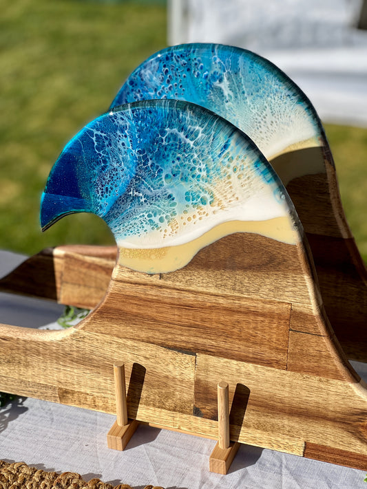 Charcuterie, Cheeseboard, Cheese, Platter, Gifting, Engraving, Personalised, Gift, Handmade, Resin, Ocean-Art, Resin-Waves, the-fifth-design, made-to-order - resin-cheeseboard, resin-gift, resin-art, resin-platter, resin-charcuterie, resin-serving-platter